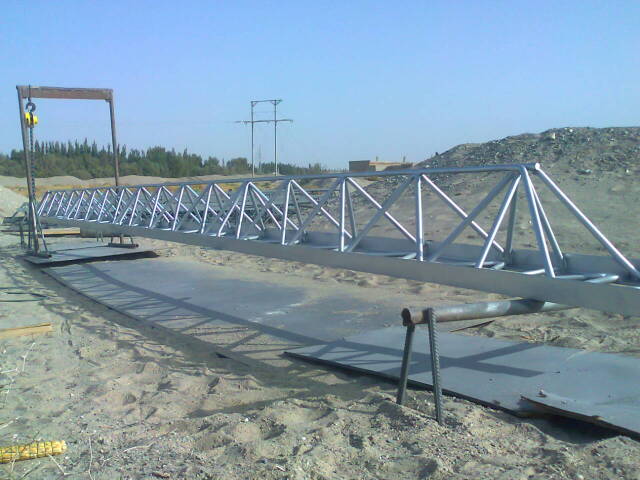 扎鲁特专业承揽大中小型喷涂翻新施工业务！